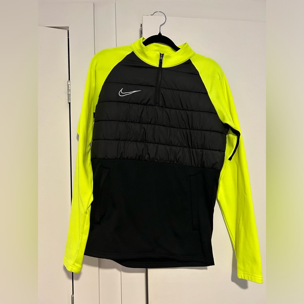Nike dri-fit winter running top
